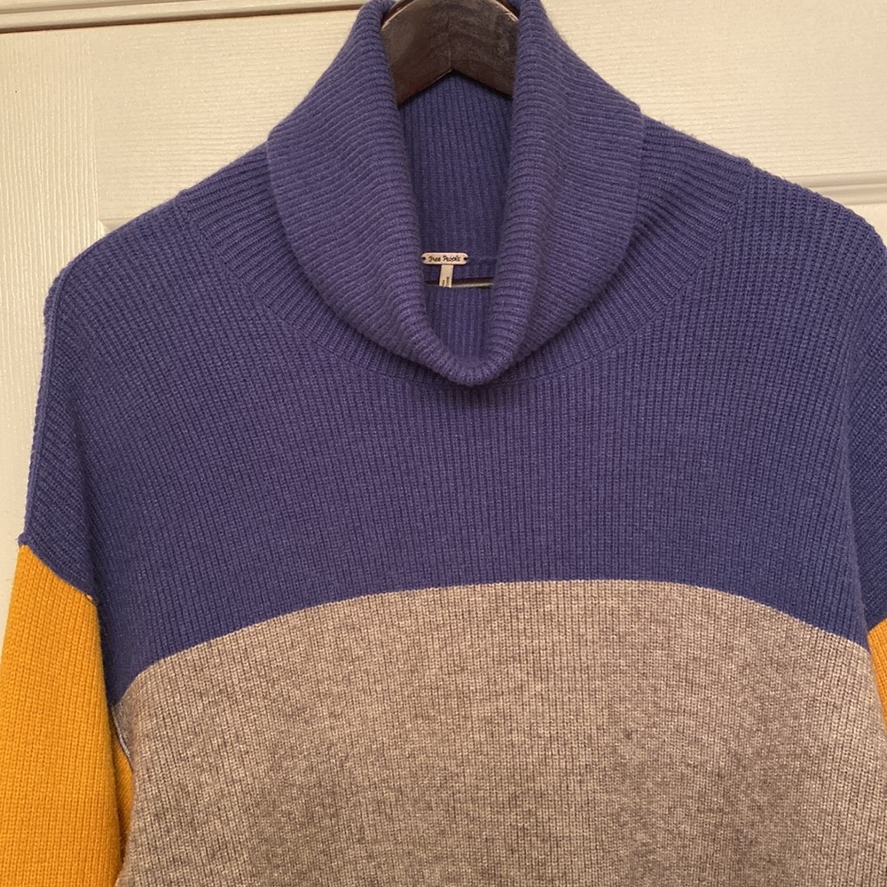 Free People Softly Structured Color Block Sweater… - image 5